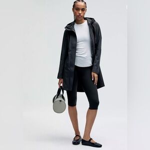 Lululemon rebel rain jacket